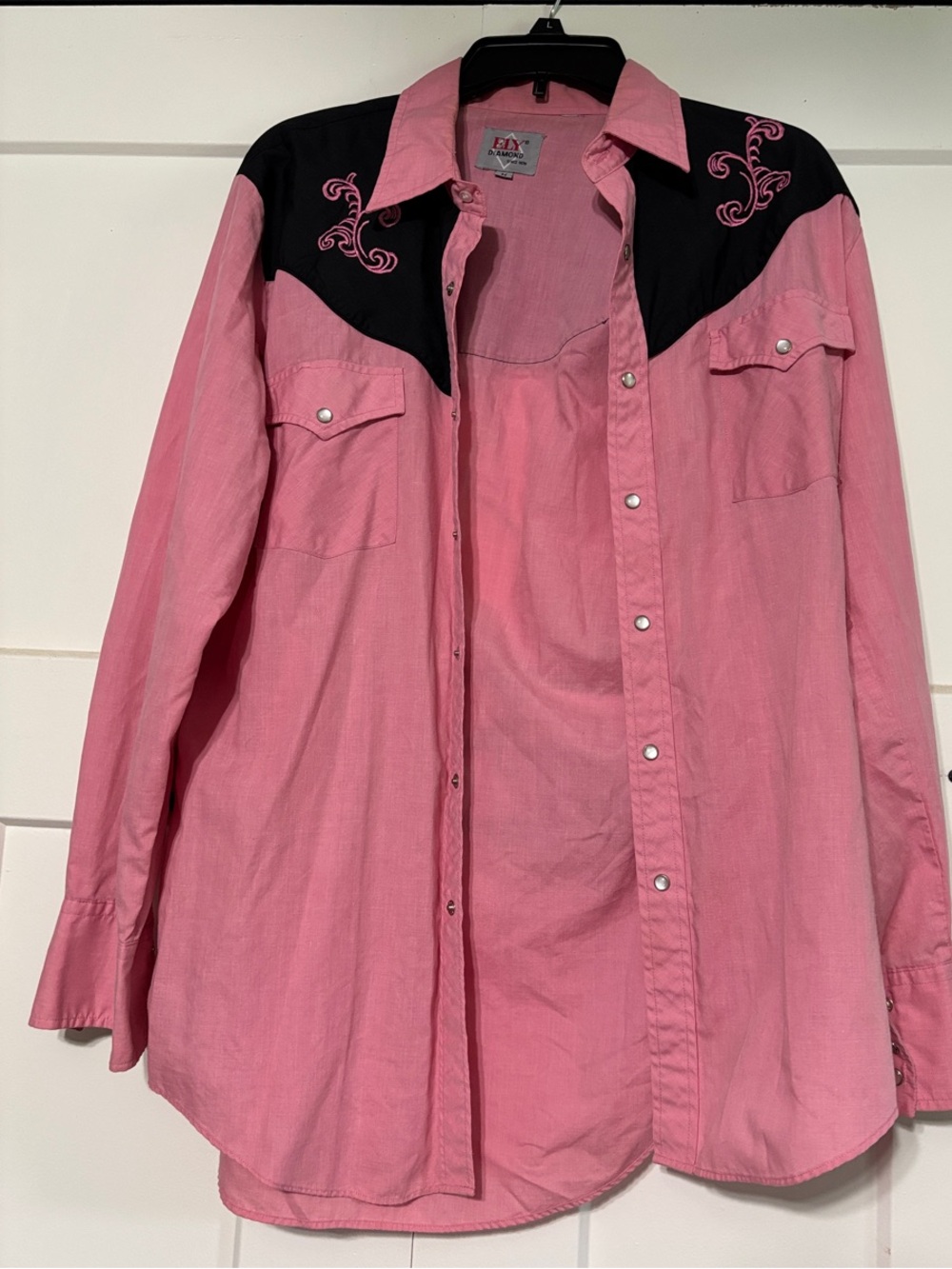 Ely Diamond Western-Style Pink Button-Down Shirt with Black Yoke men M